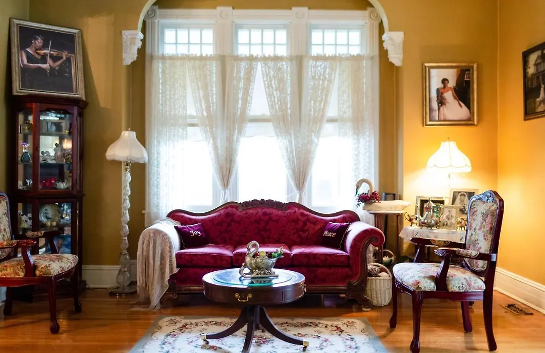 Magnolia House Inn-1
